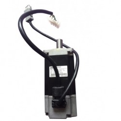 R7M-AP40030-B - Серводвигатель 